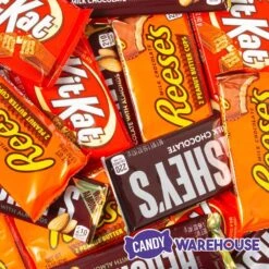 Hershey's Candy Bars: 30-Piece Variety Pack 5 Hershey's Candy Bars: 30-Piece Variety Pack -Best Candy Store hershey s candy bars 30 piece variety pack candy warehouse 3
