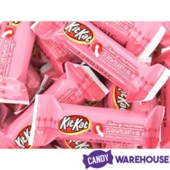 Kit Kat Miniatures Candy - Strawberry: 10-Ounce Bag -Best Candy Store kit kat miniatures candy strawberry 10 ounce bag candy warehouse 3