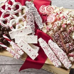 Swipple Pops Petite Swirl Ripple Lollipops - Red Cherry: 60-Piece Tub -Best Candy Store swipple pops petite swirl ripple lollipops red cherry 60 piece tub candy warehouse 3